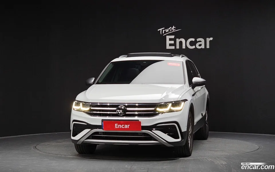Volkswagen Tiguan Allspace 2.0 TSI 2022 — миниатюра 3