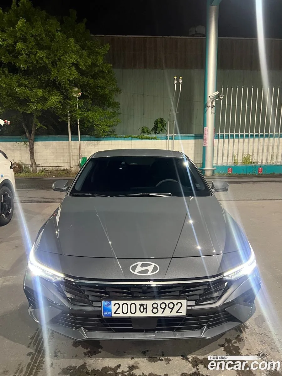 Hyundai Avante CN7 Hybrid 2025 — фото 1, купить с доставкой в Москву