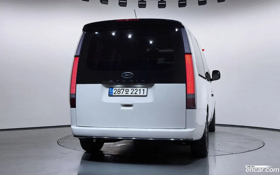 Hyundai Staria L3.5 9 2022 — миниатюра 4