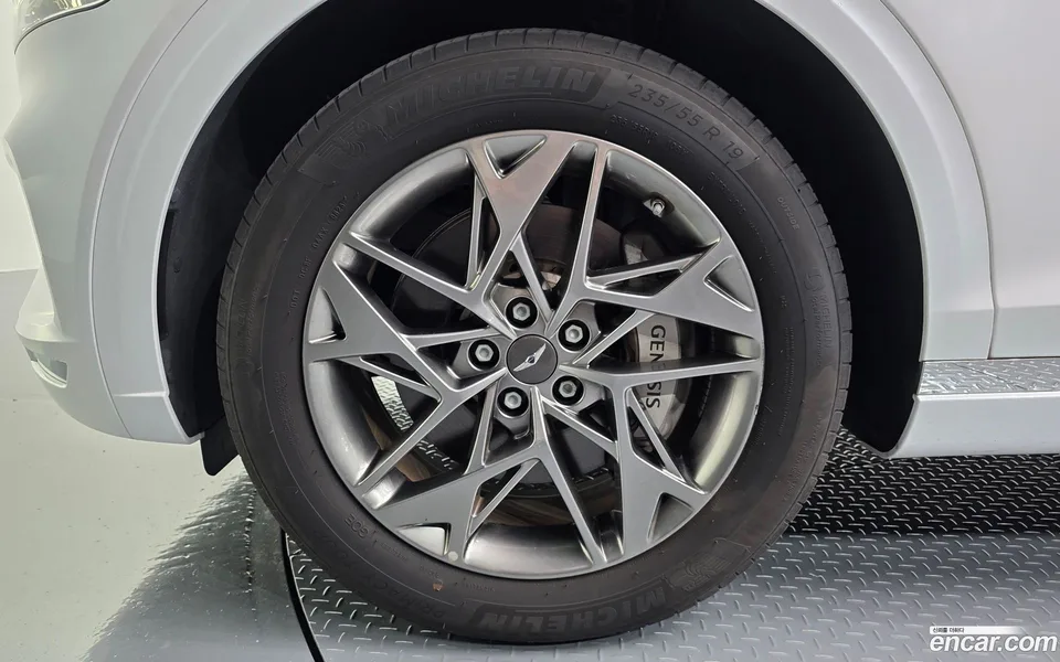 Genesis GV70 2.5T 2WD 2023 — thumbnail 2