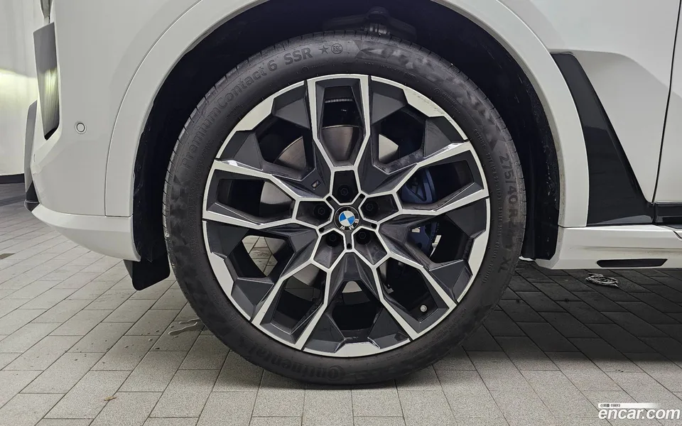 BMW X7 xDrive 40i M 7 2025 — миниатюра 2