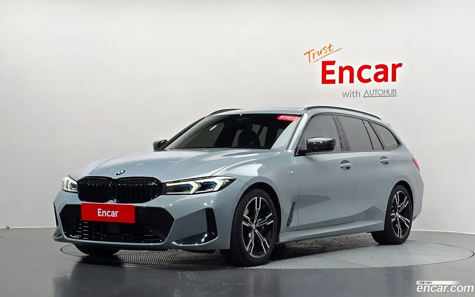 BMW 3 Series 320i M 2024 — фото 1, купить с доставкой в Москву