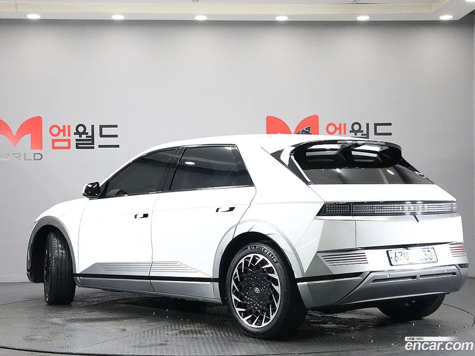 Hyundai Ioniq 5 2022 — thumbnail 3