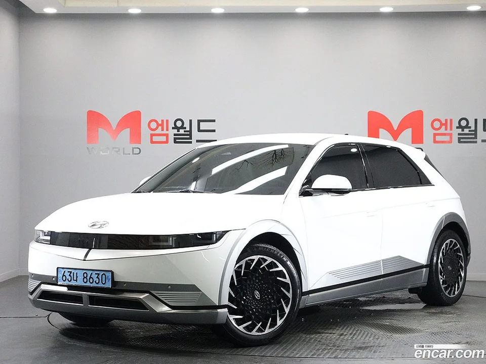 Hyundai Ioniq 5 2022 — photo 1, buy with delivery to Moscow