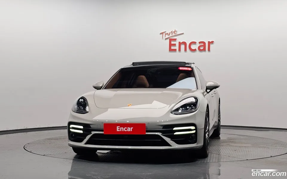 Porsche Panamera (971) 2.9 AWD E- 2022 — thumbnail 3