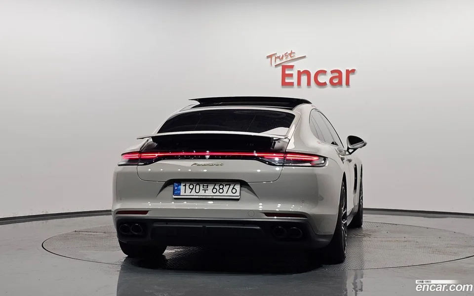 Porsche Panamera (971) 2.9 AWD E- 2022 — thumbnail 4