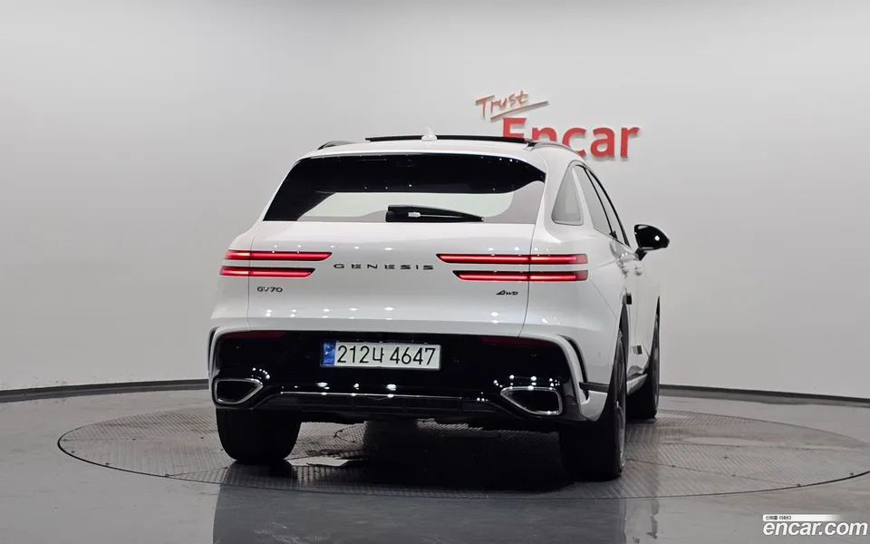 Genesis GV70 2.5T AWD 2024 — thumbnail 4