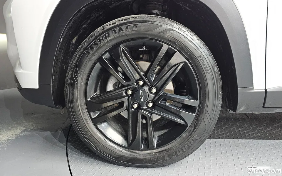Chevrolet Trax Crossover 1.2 ACTIV 2023 — миниатюра 5