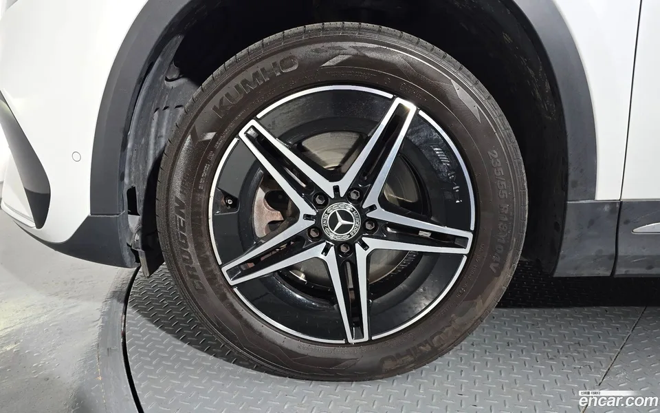 Mercedes-Benz EQA EQA250 AMG 2022 — thumbnail 2