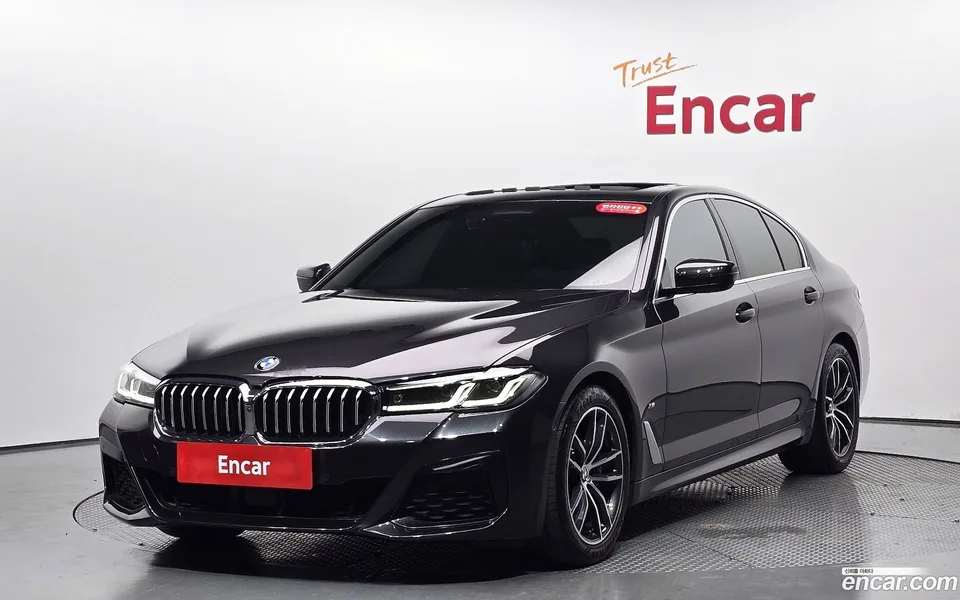 BMW 5 Series 520i M 2022 — photo 1, buy with delivery to Moscow