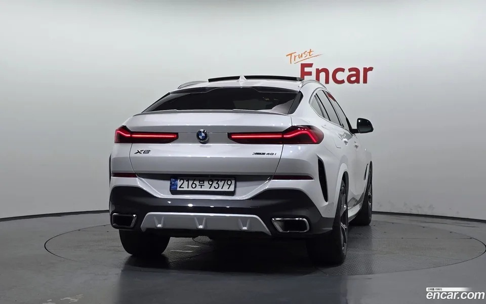 BMW X6 xDrive40i M 2022 — thumbnail 4