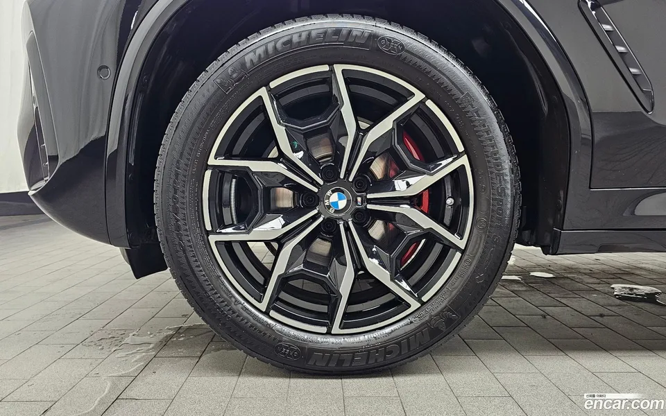 BMW X3 xDrive 20i M 2024 — thumbnail 2