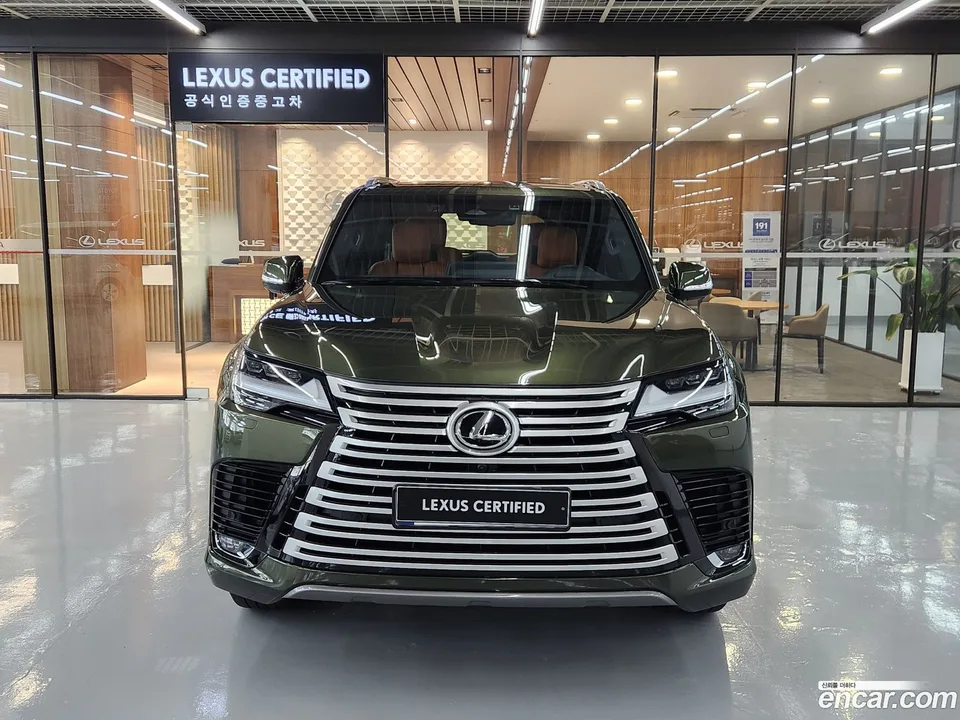Lexus LX 700h VIP 2025 — thumbnail 3