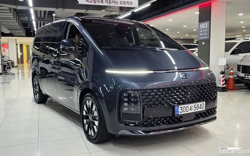 Hyundai Staria 2024