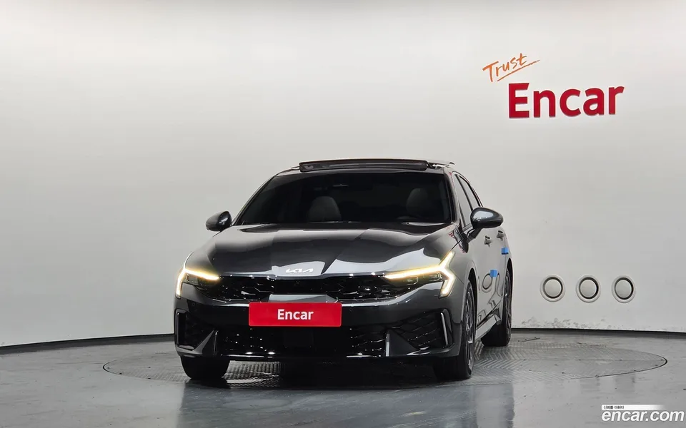 Kia K5 Hybrid 2024 — thumbnail 3
