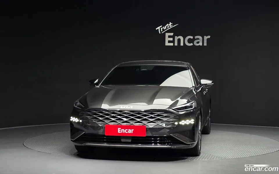 Kia K8 Hybrid 2022 — thumbnail 3