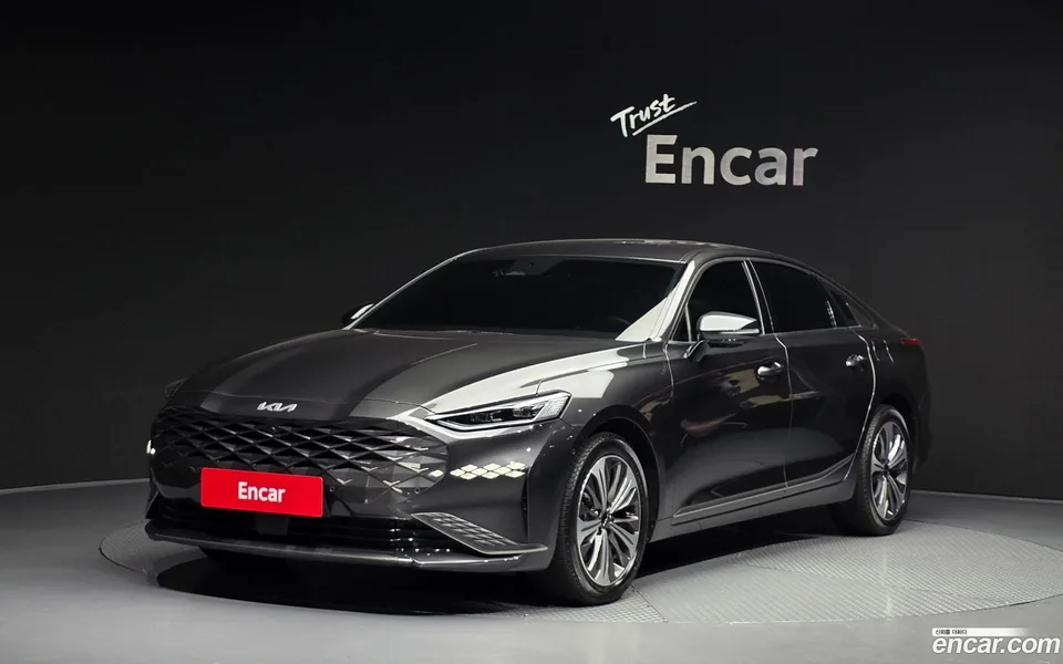 Kia K8 Hybrid 2022 — photo 1, buy with delivery to Moscow