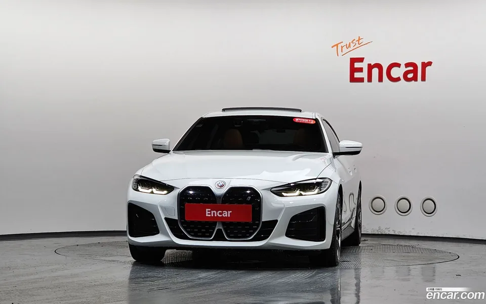 BMW i4 eDrive40 M 2022 — thumbnail 3