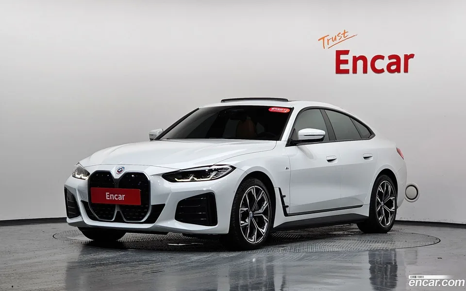 BMW i4 eDrive40 M 2022 — photo 1, buy with delivery to Moscow