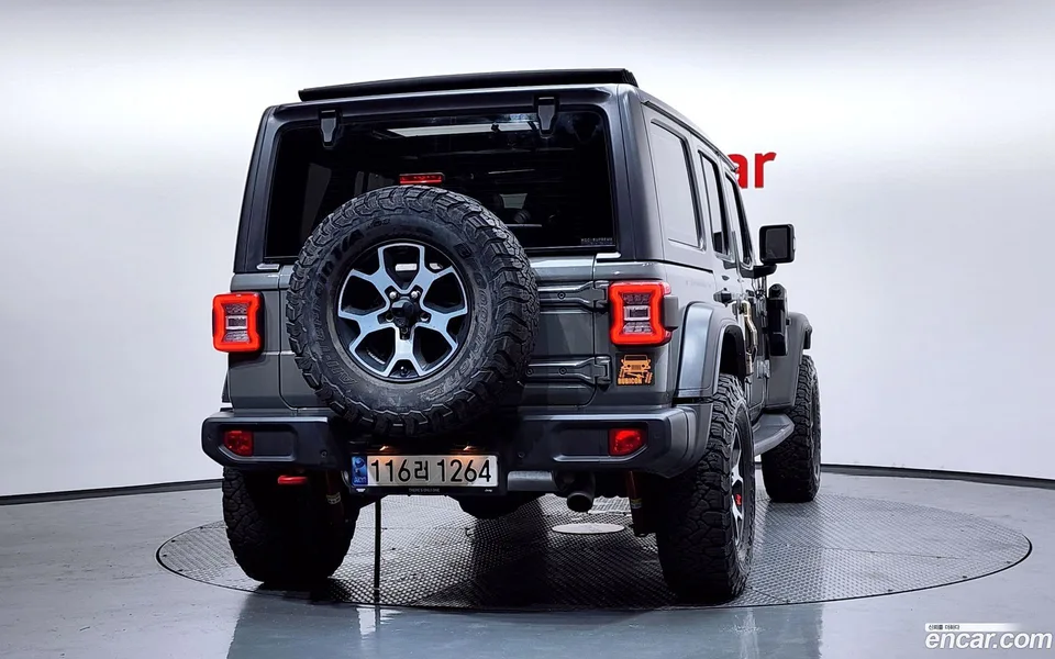 Jeep Wrangler 2.0 4 2023 — миниатюра 4