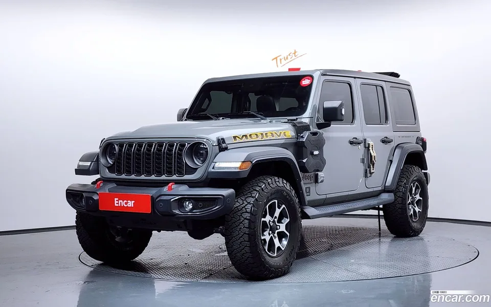 Jeep Wrangler 2.0 4 2023 — фото 1, купить с доставкой в Москву