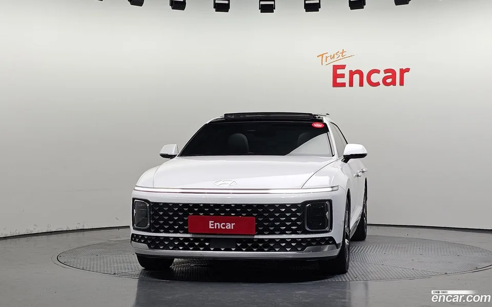 Hyundai Grandeur 3.5 LPG 2WD 2023 — thumbnail 3