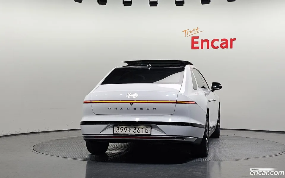 Hyundai Grandeur 3.5 LPG 2WD 2023 — thumbnail 4