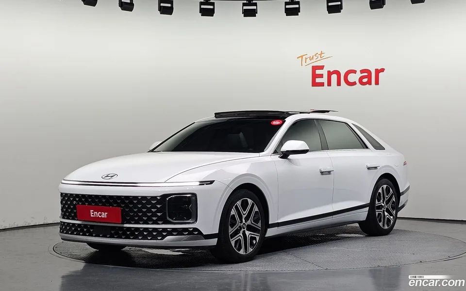 Hyundai Grandeur 3.5 LPG 2WD 2023 — photo 1, buy with delivery to Moscow