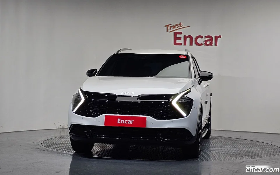 Kia Sportage Hybrid 2WD 2023 — миниатюра 3