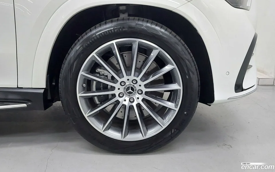 Mercedes-Benz GLE-Class GLE450 4MATIC 2025 — thumbnail 2