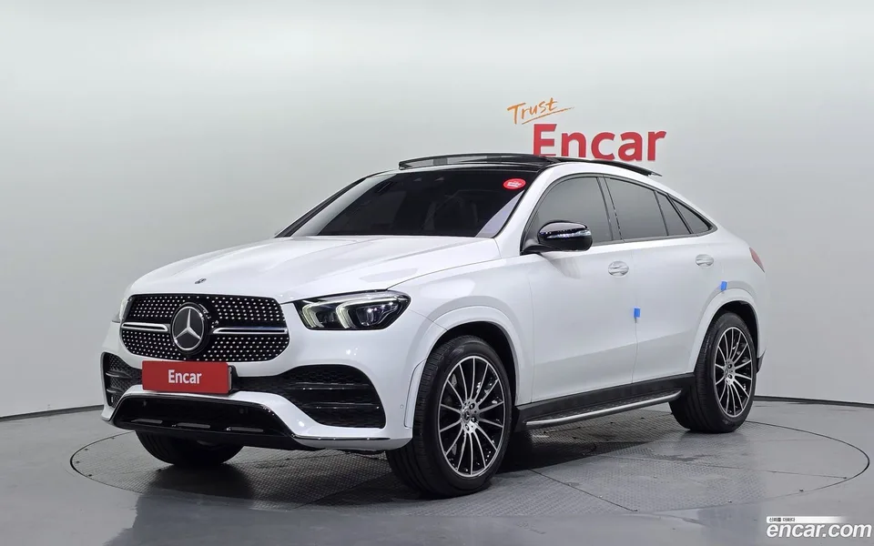 Mercedes-Benz GLE-Class GLE400d 4MATIC 2022 — photo 1, buy with delivery to Moscow