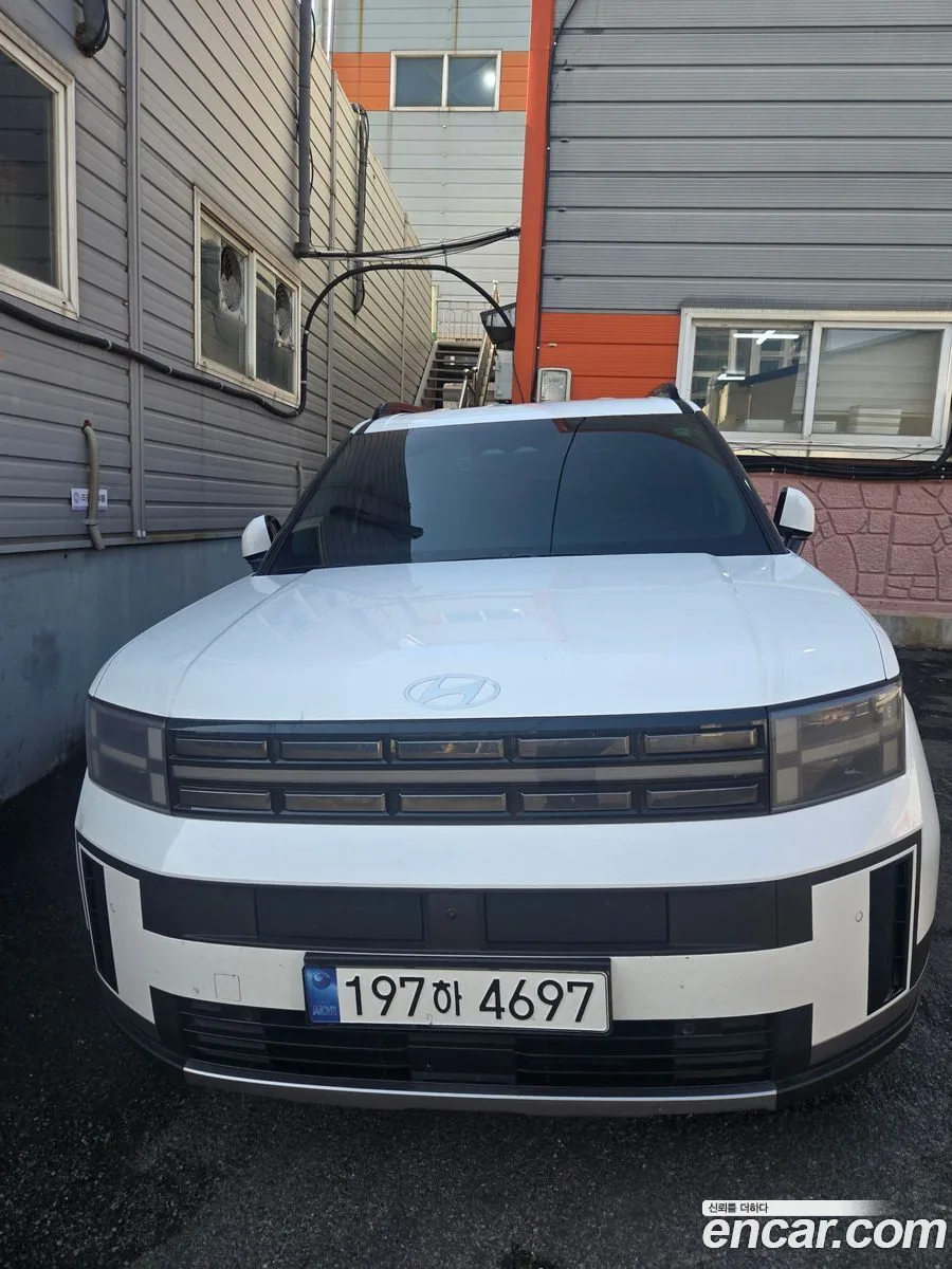 Hyundai SantaFe 2.5T 2WD 2024 — фото 1, купить с доставкой в Москву