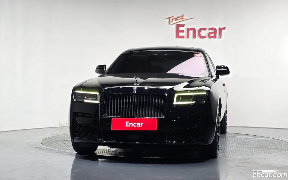 Rolls-Royce Ghost 6.7 V12 2023 — thumbnail 3