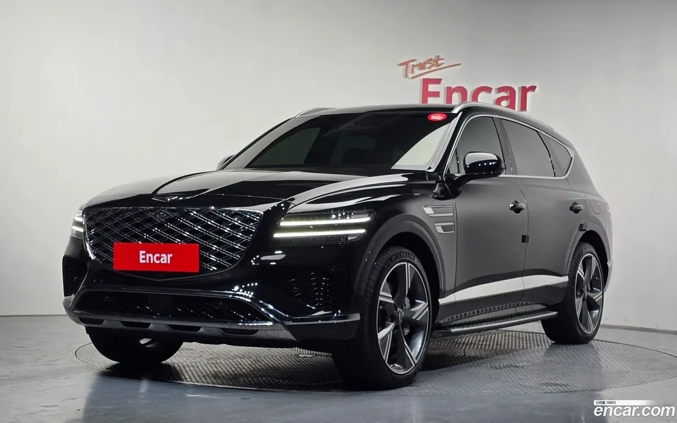 Genesis GV80 2.5T AWD 2024 — photo 1, buy with delivery to Moscow