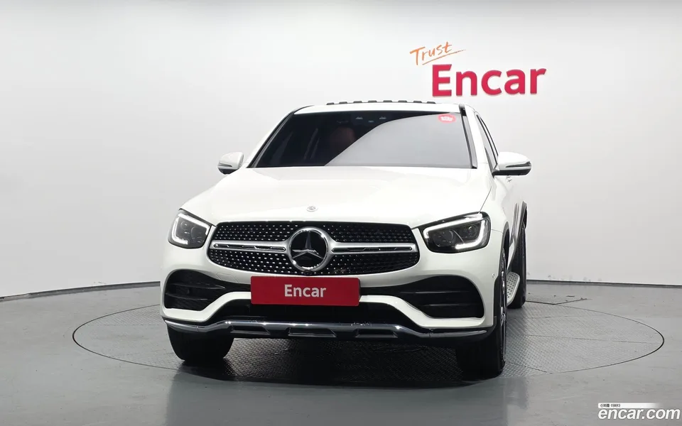Mercedes-Benz GLC-Class GLC300 4MATIC 2023 — thumbnail 3
