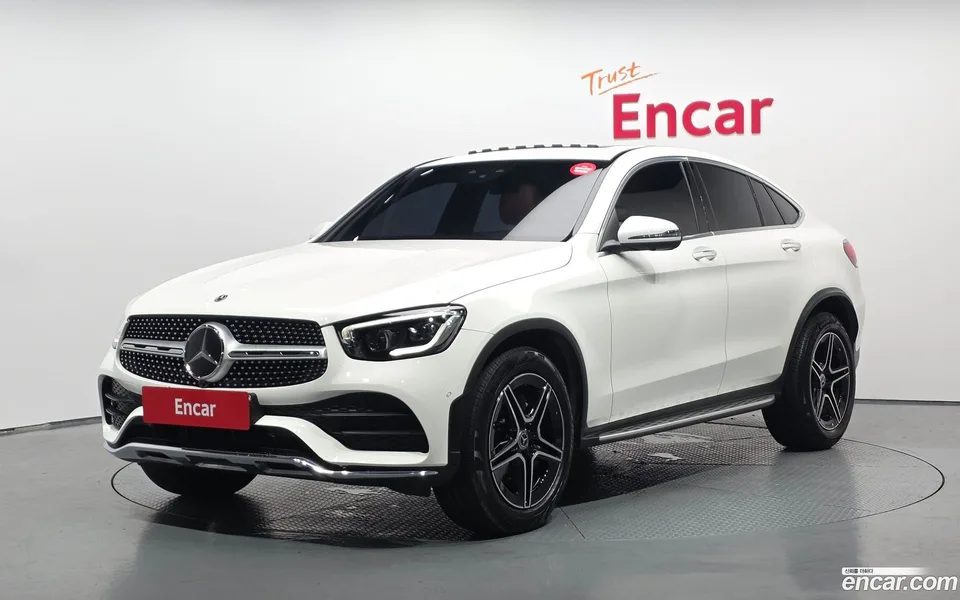 Mercedes-Benz GLC-Class GLC300 4MATIC 2023 — photo 1, buy with delivery to Moscow