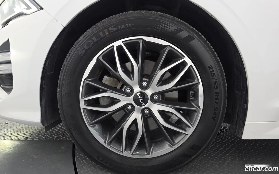 Kia K5 2.0 2022 — thumbnail 2