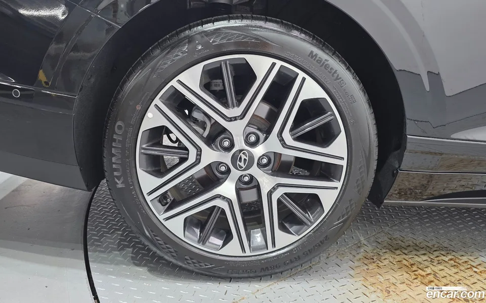 Hyundai Grandeur 2.5 2WD 2023 — thumbnail 2