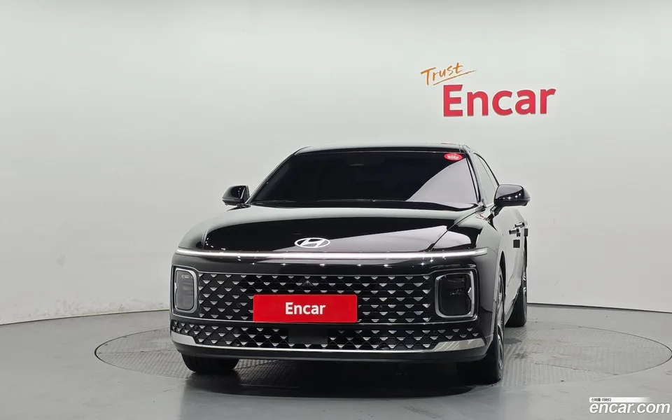 Hyundai Grandeur 2.5 2WD 2023 — thumbnail 3