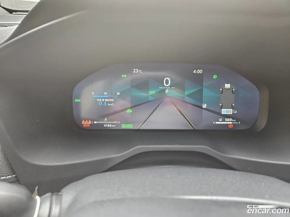 Toyota RAV4 2.5 2WD XLE 2025 — thumbnail 2