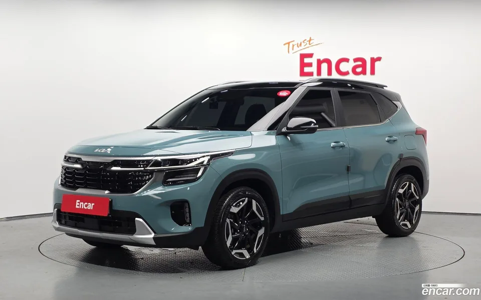 Kia Seltos 1.6 2WD 2025 — фото 1, купить с доставкой в Москву