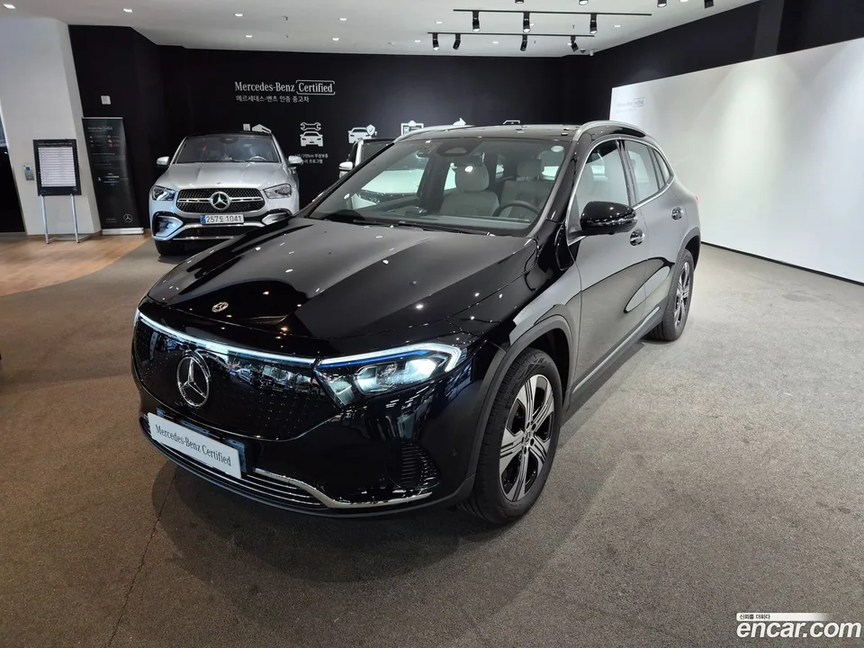 Mercedes-Benz EQA EQA250 2026 — фото 1, купить с доставкой в Москву