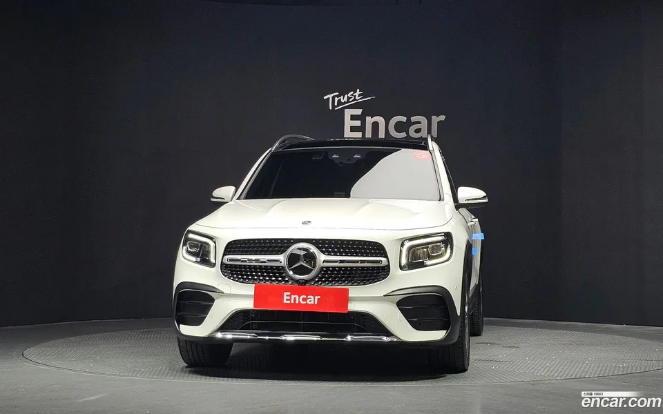 Mercedes-Benz GLB-Class GLB250 4MATIC 2022 — thumbnail 3