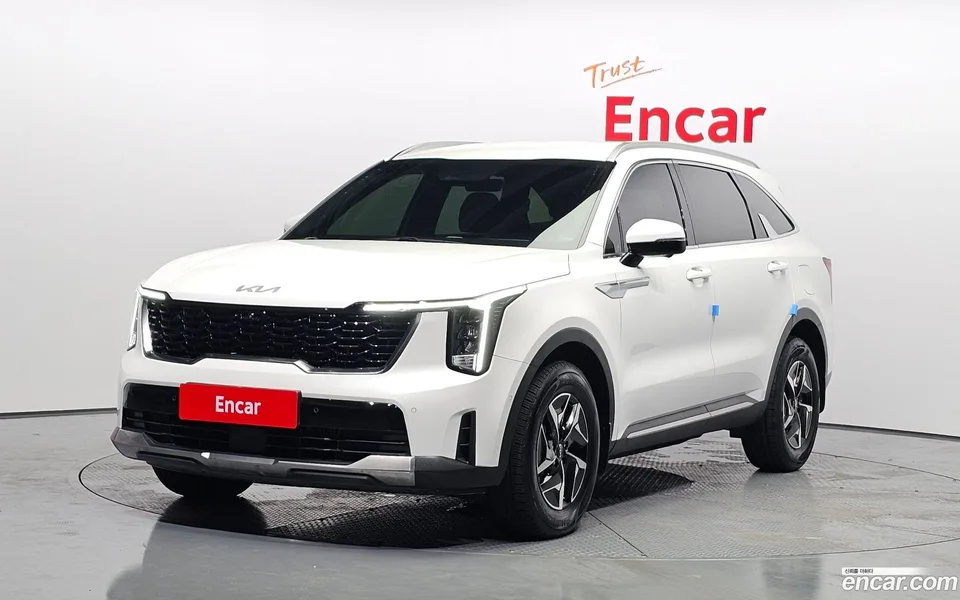 Kia Sorento HEV 1.6 2WD 2023 — photo 1, buy with delivery to Moscow