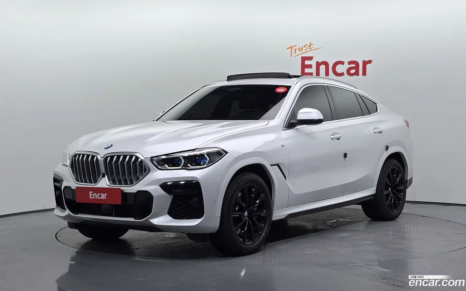 BMW X6 xDrive30d M 2023 — photo 1, buy with delivery to Moscow