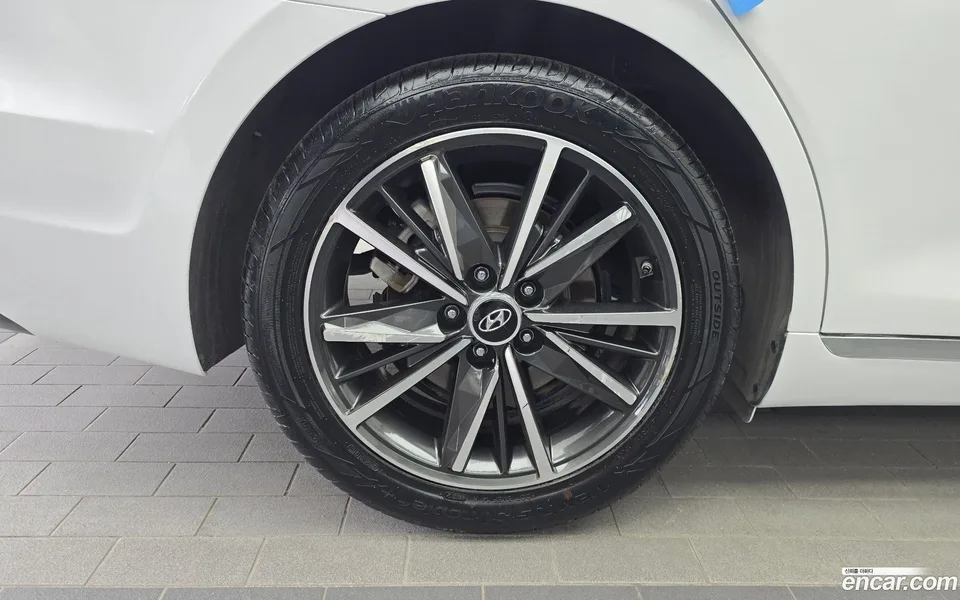 Hyundai Grandeur IG 2.5 2022 — thumbnail 2