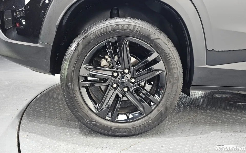 Chevrolet Trax Crossover 1.2 ACTIV 2023 — thumbnail 2