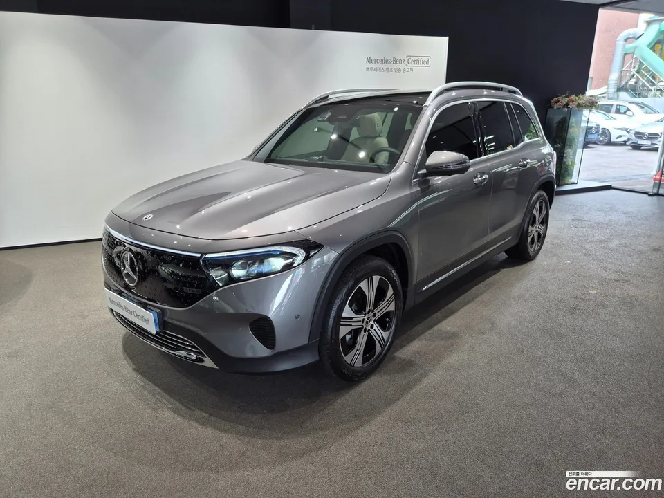 Mercedes-Benz EQB EQB300 4MATIC 2026 — photo 1, buy with delivery to Moscow