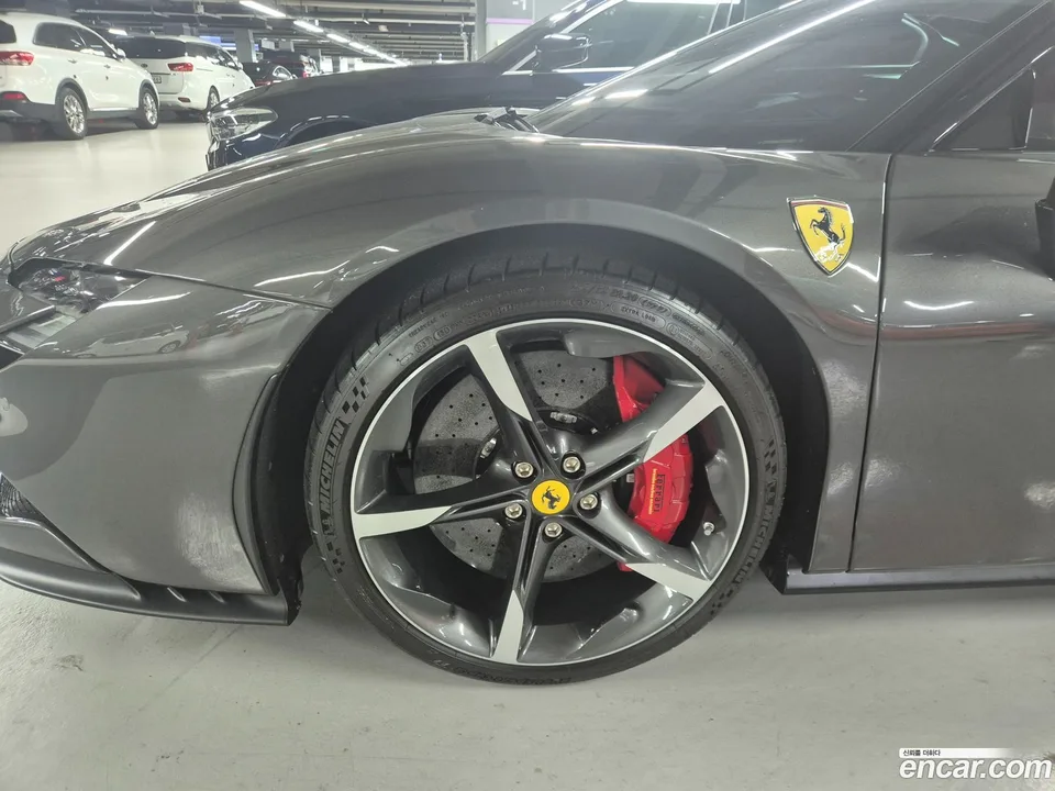 Ferrari SF90 Spider 4.0 2023 — thumbnail 3