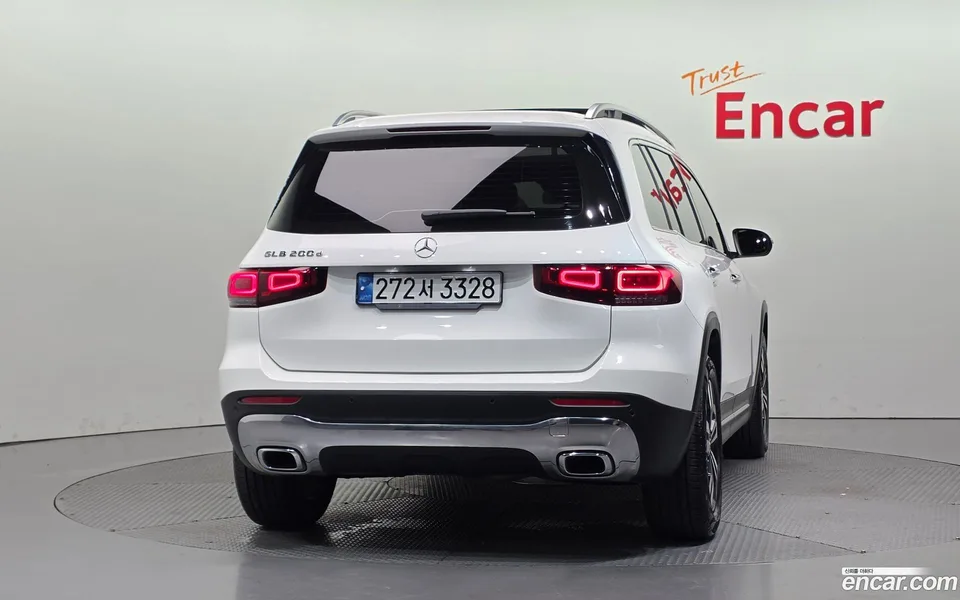 Mercedes-Benz GLB-Class GLB200 d 2022 — thumbnail 4